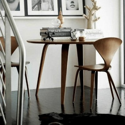 La chaise scandinave en bois : un must-have