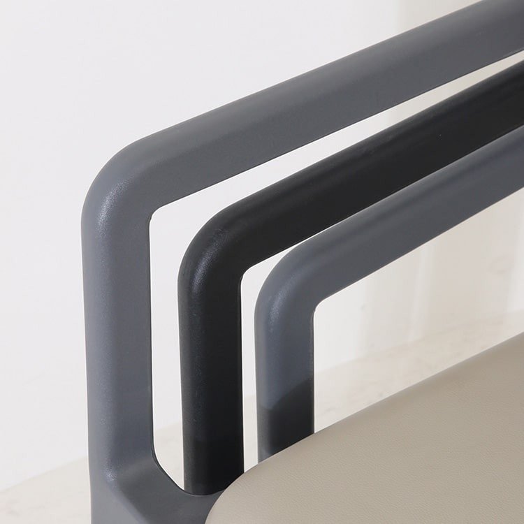 Artena chair