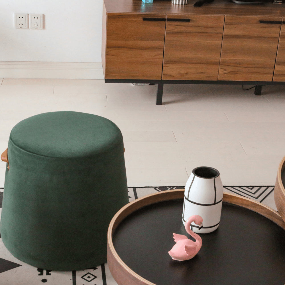 Olympe velvet pouf 