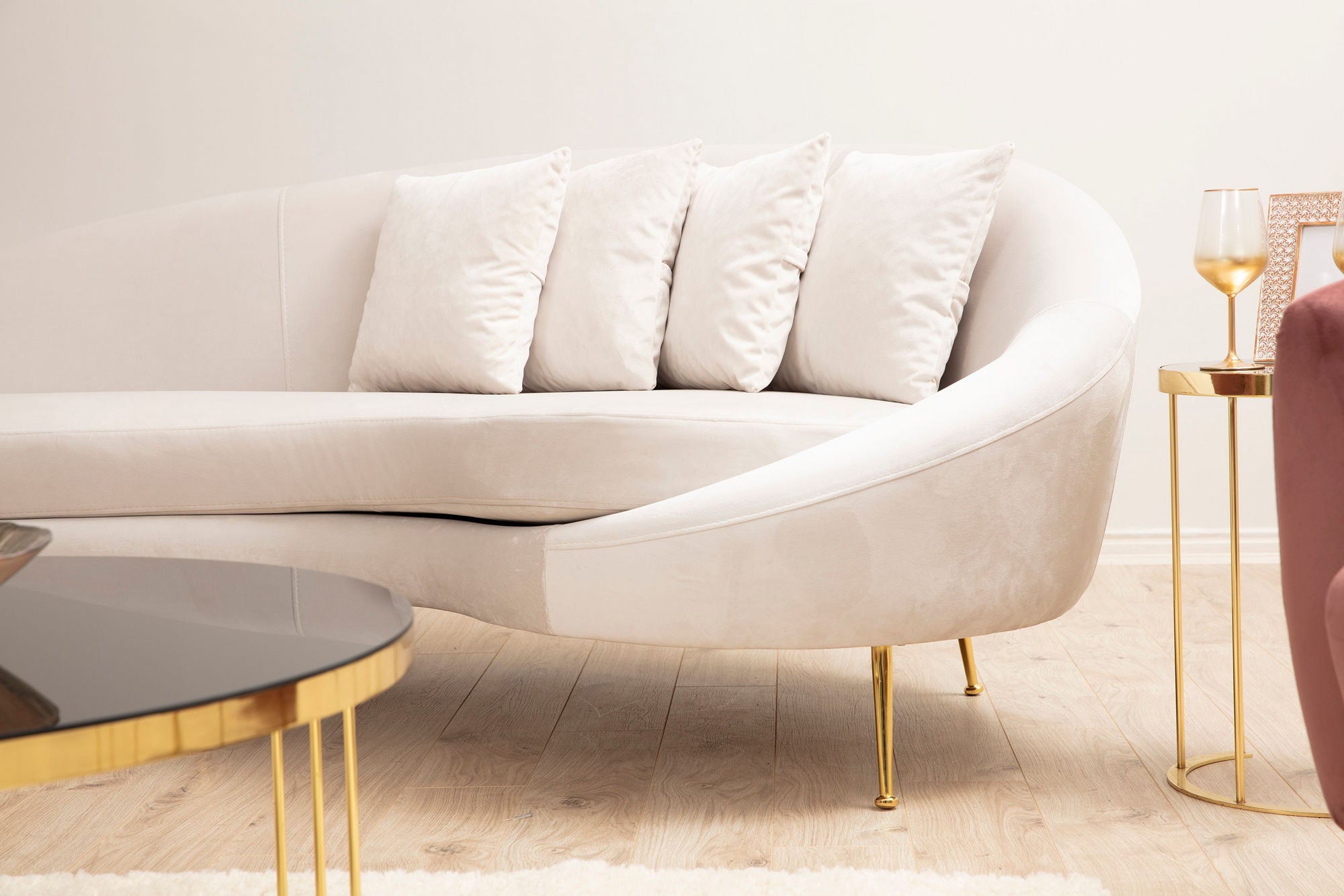 Eses – Curved  3 Seater Sofa beige fabric| Comfortable washable sofa