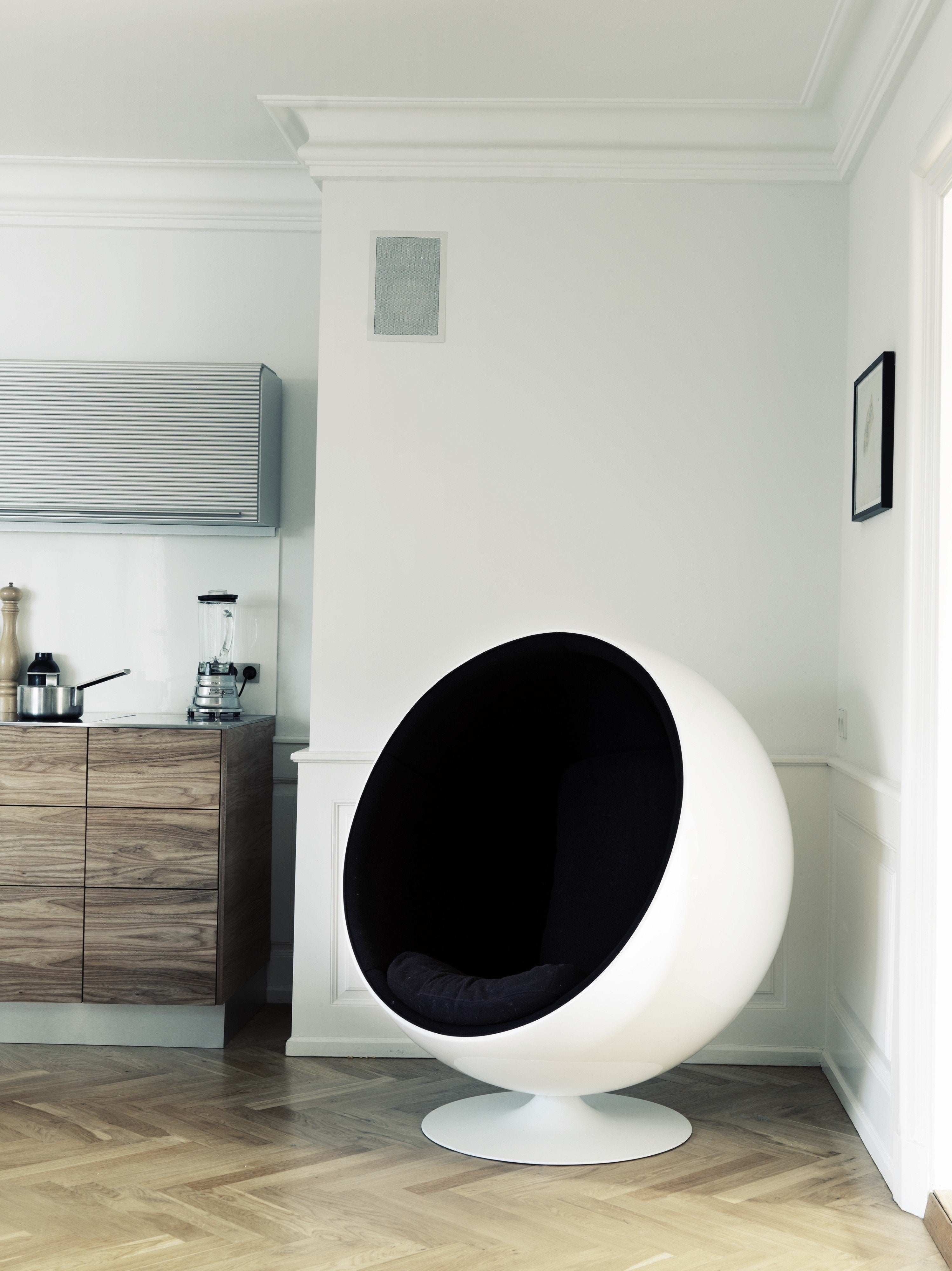 Ball Chair - Outlet