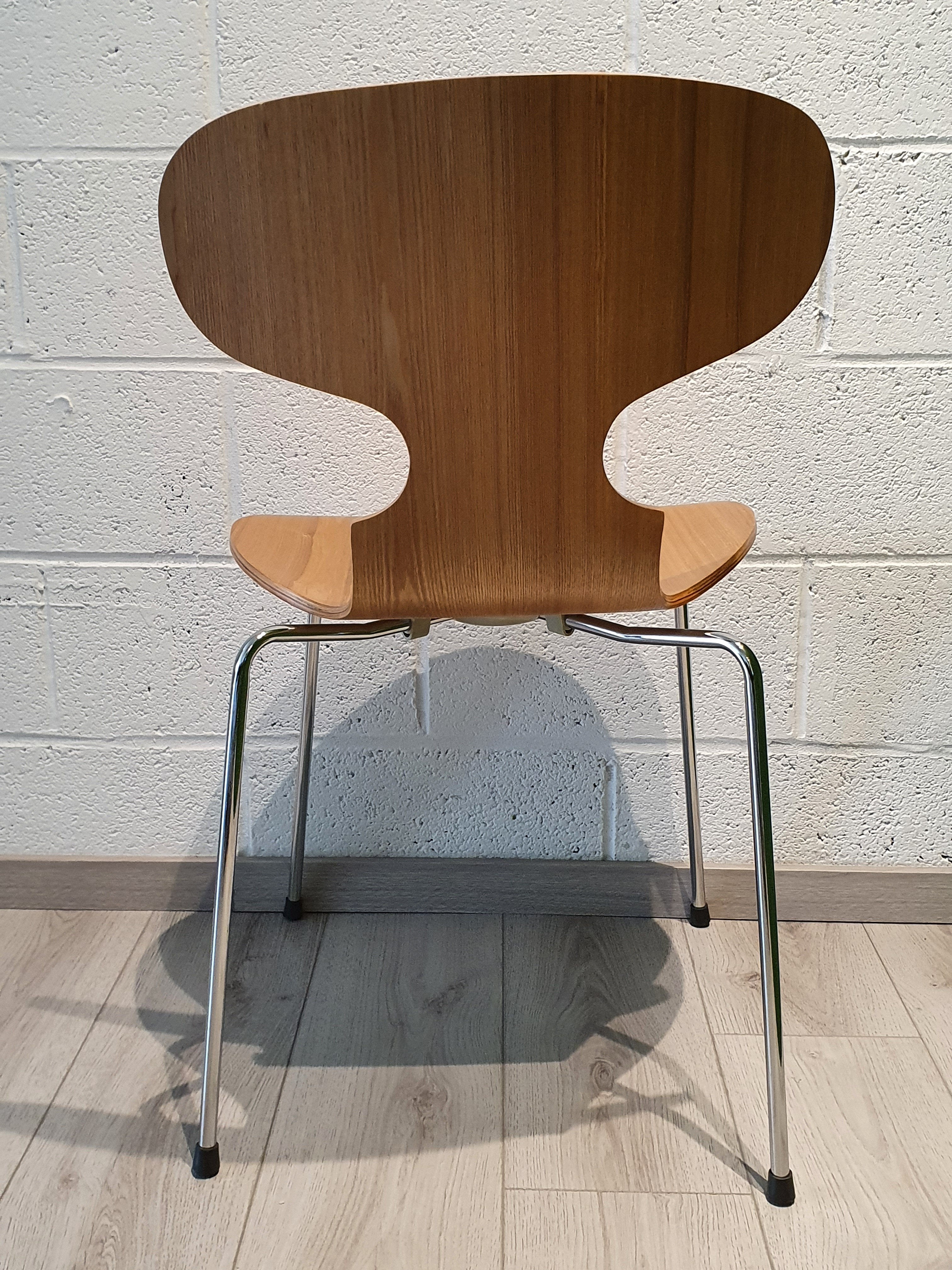 Set of 4 ANT chairs - Outlet