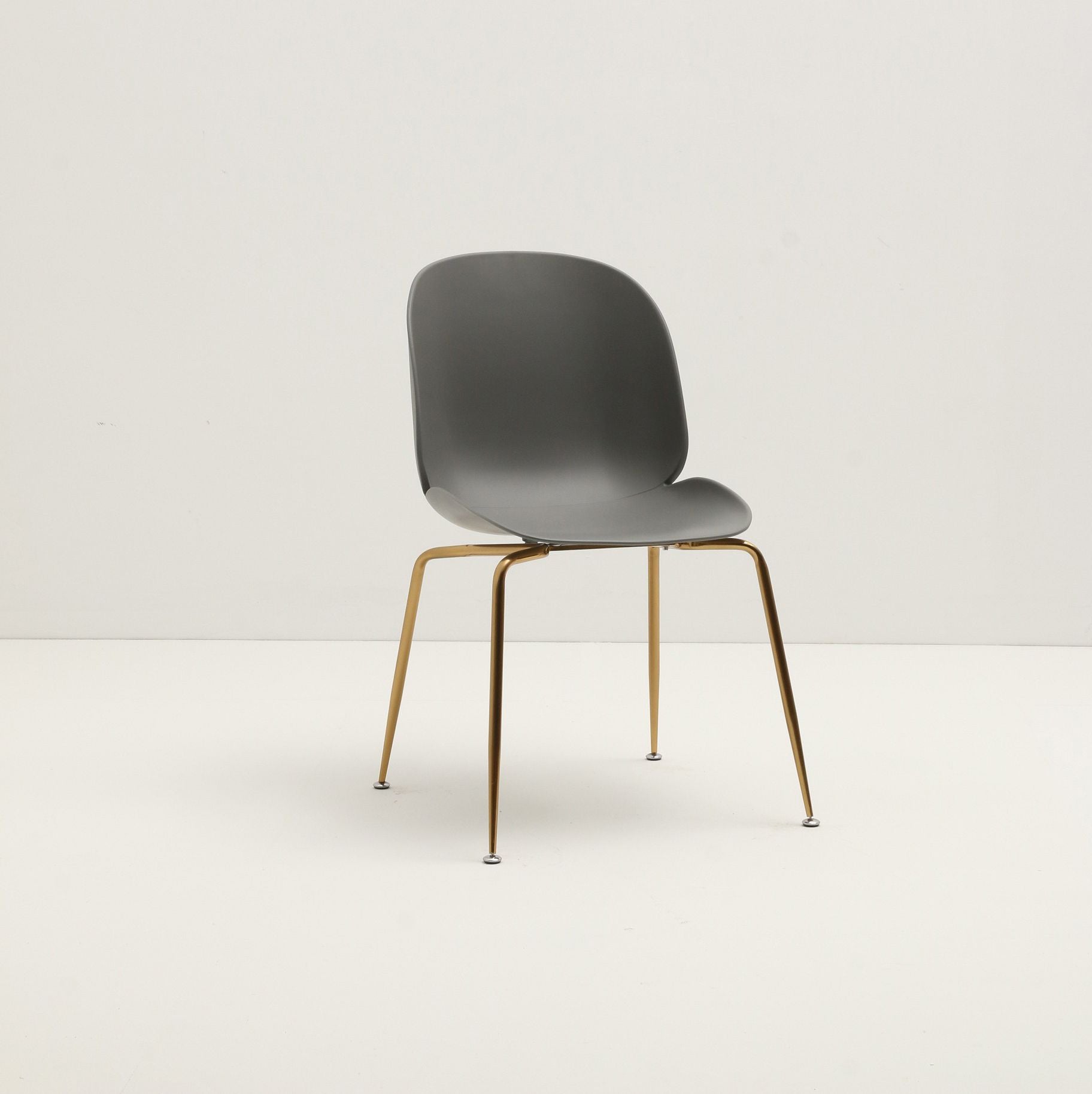 Beetle Plastic Chair - Gubi Inspiration