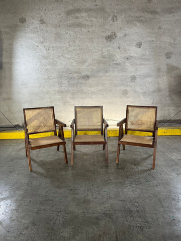 Jeanne Easy lounge chair Walnut - OUTLET