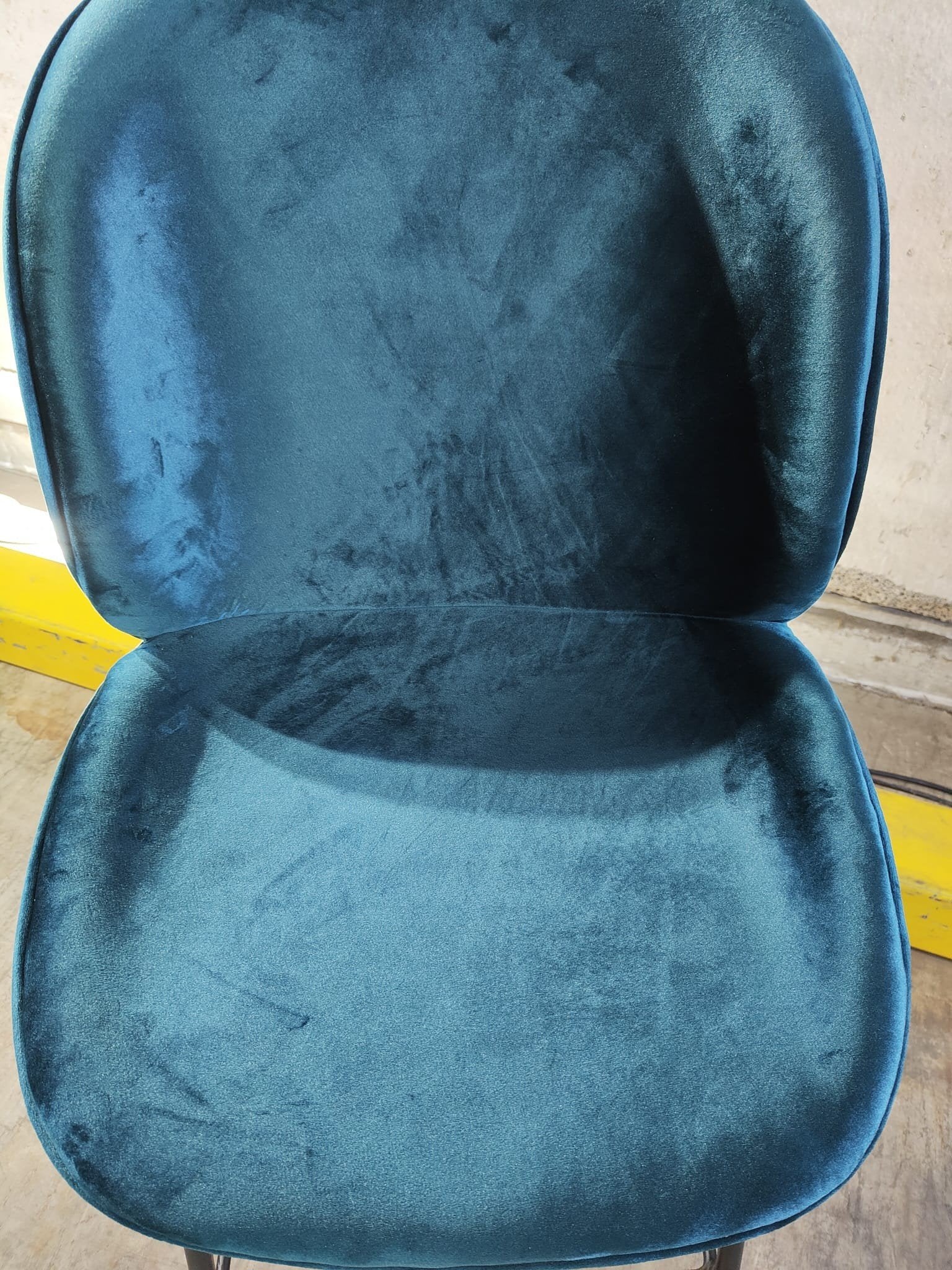 Bella bar stool in Velvet 