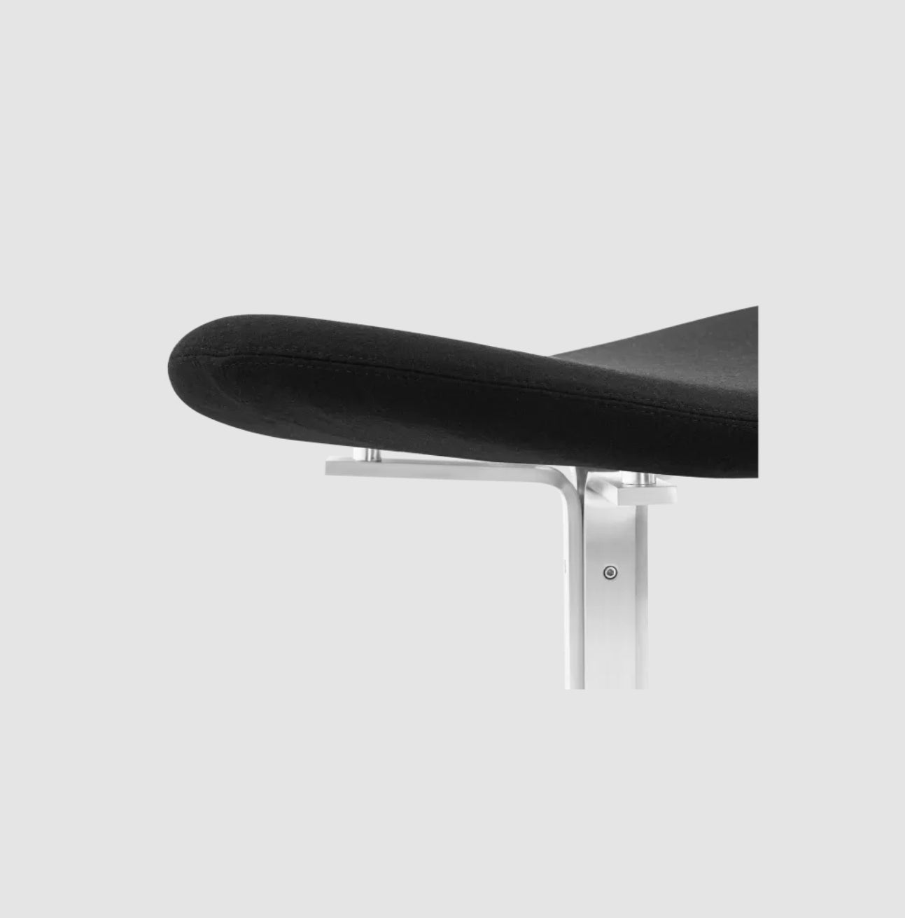 Corona footrest - Black Cashmere