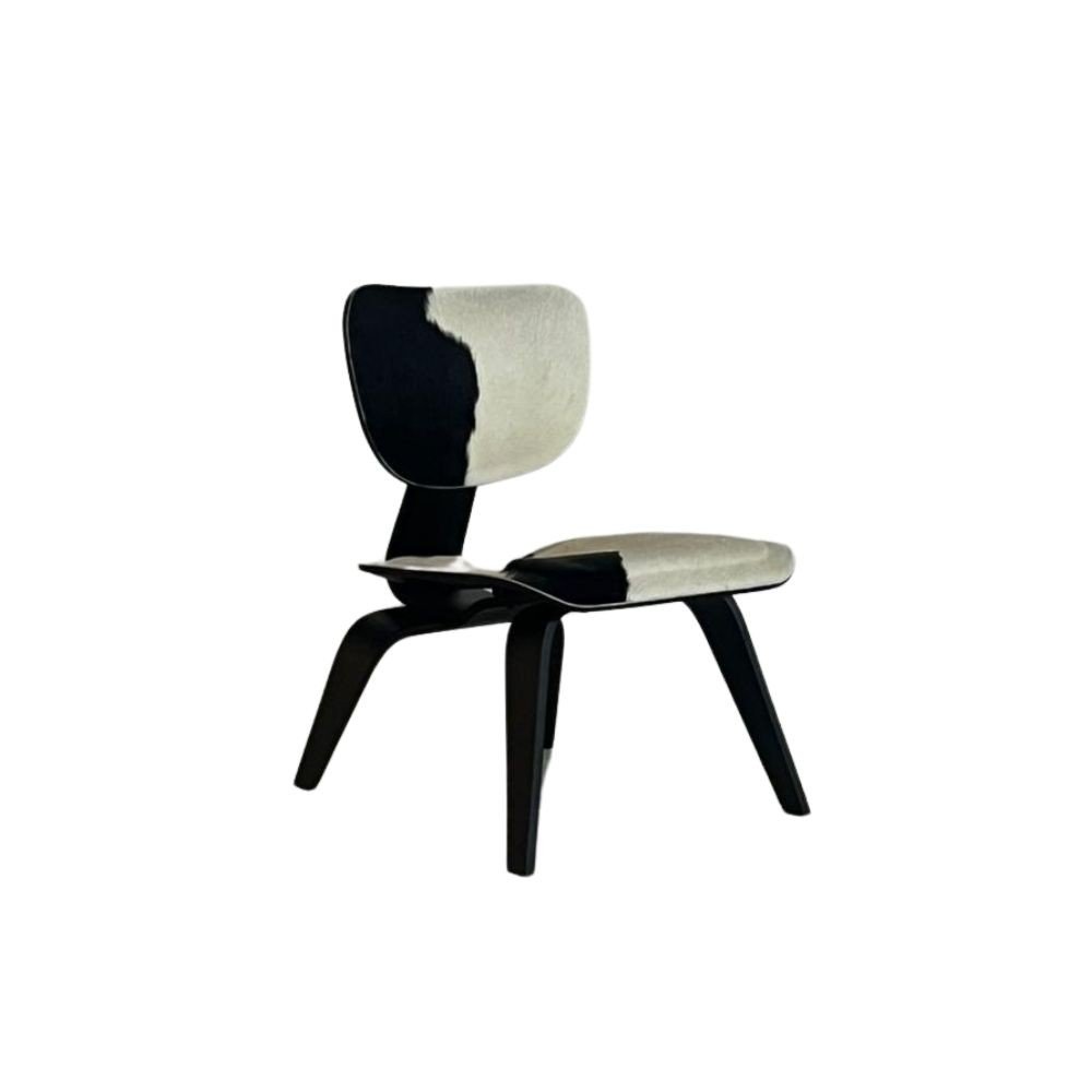 Loak black wood and cow chair - Outlet