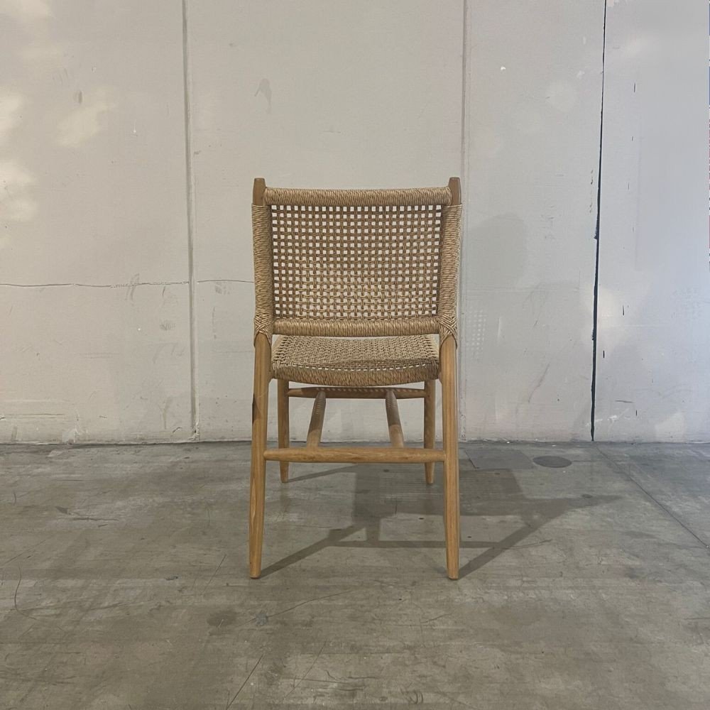 Outdoor teak and rattan lounge chairAcacia
