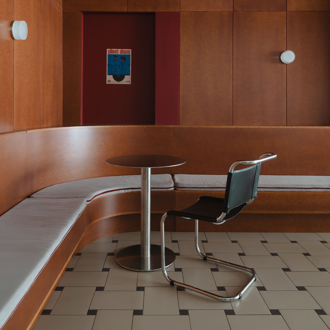 Cantilever Sam Chair