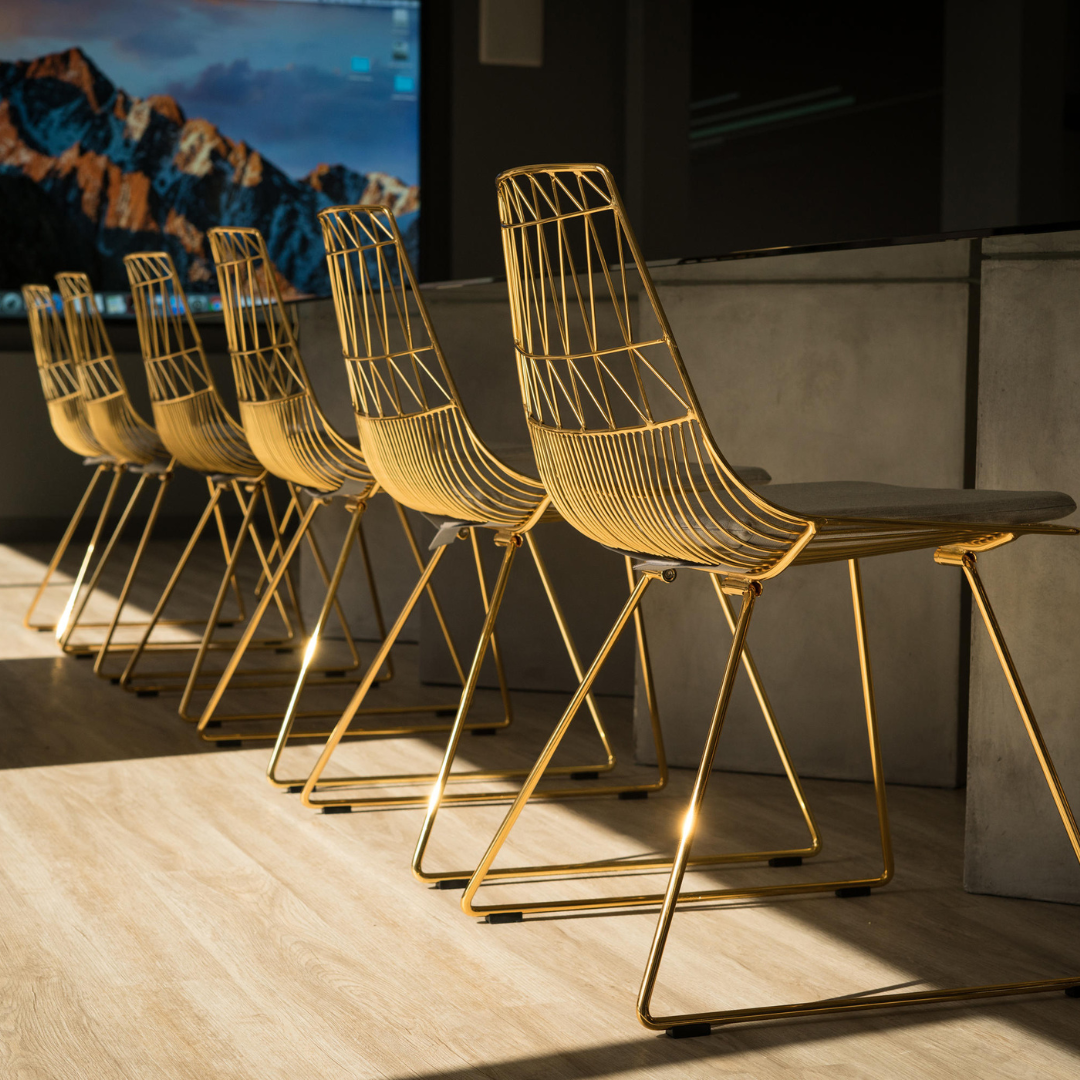 SOLARIA Wire Chair