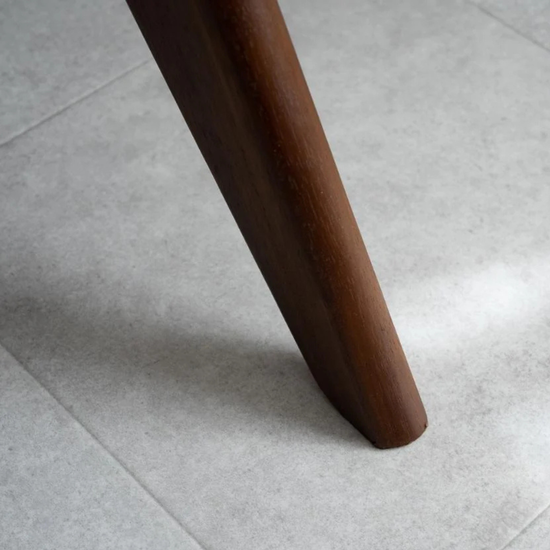 Jeanne chair without armrests