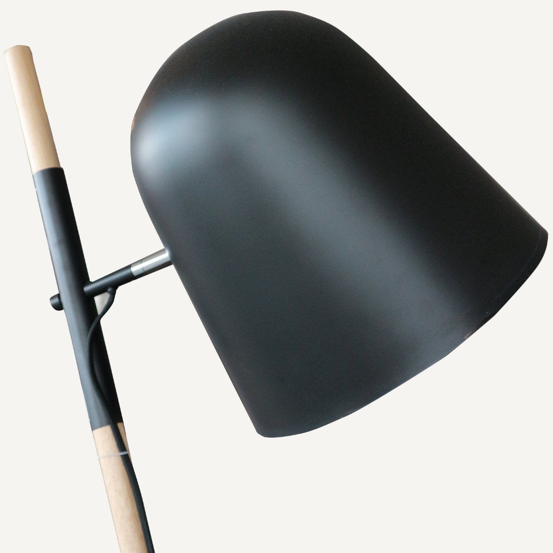 Giraffe Floor Lamp