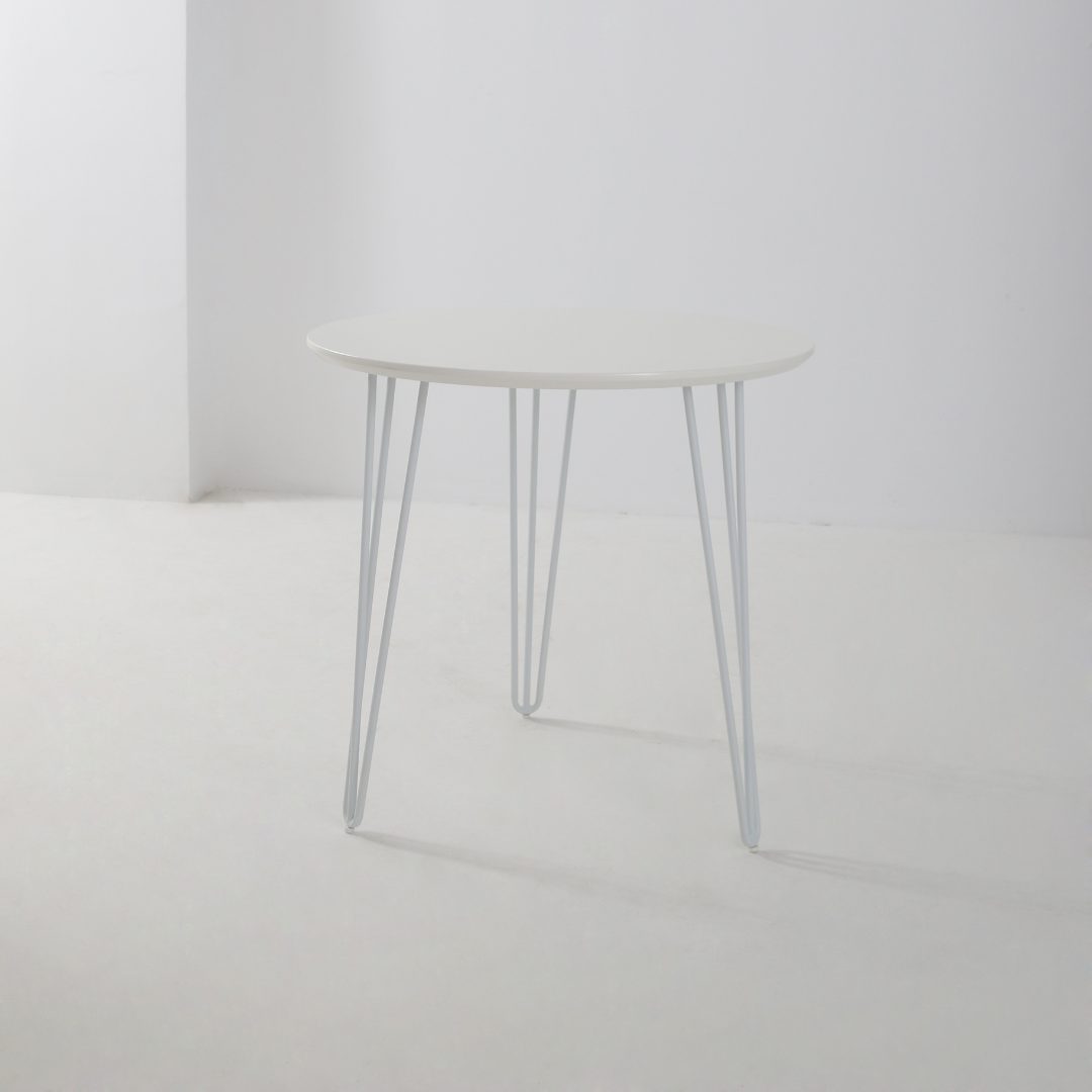 Round table -gold legs- Queen