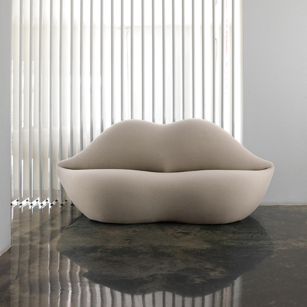 Red Lips Bocca Sofa