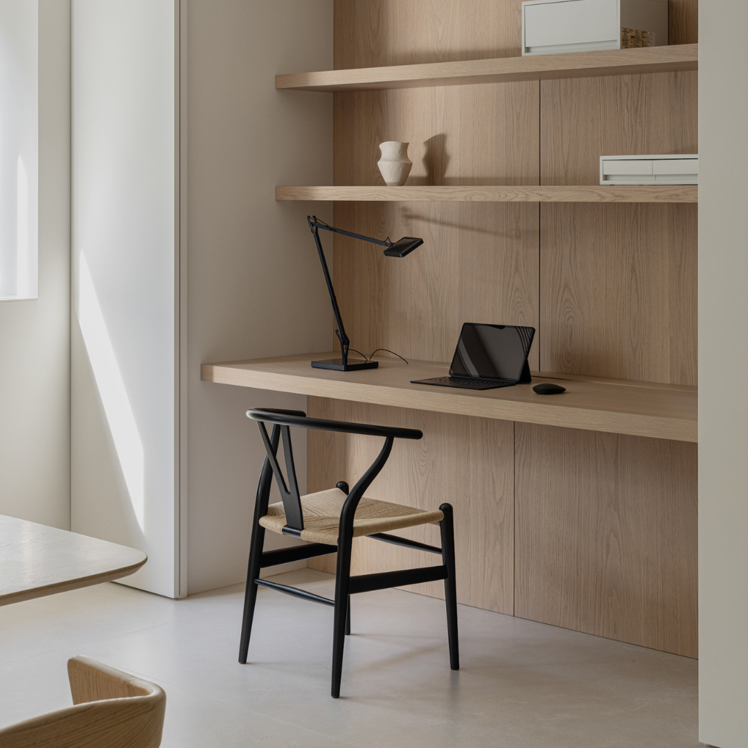 Dizo Iconic chair