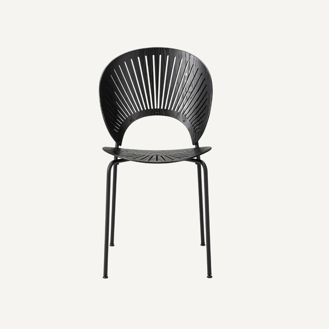 Shelly wooden chair