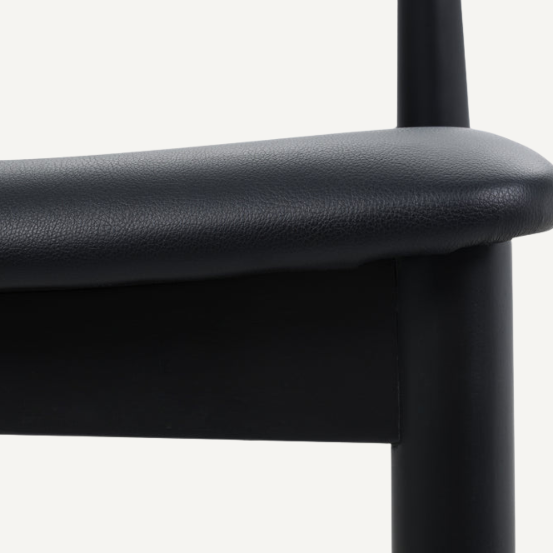 Elbow chair  Ch20 Hans wegner