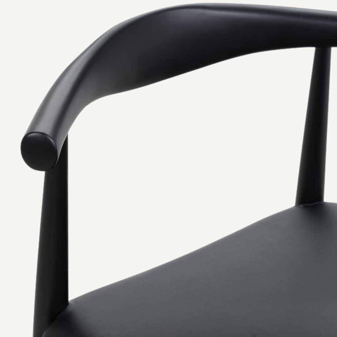 Elbow chair  Ch20 Hans wegner