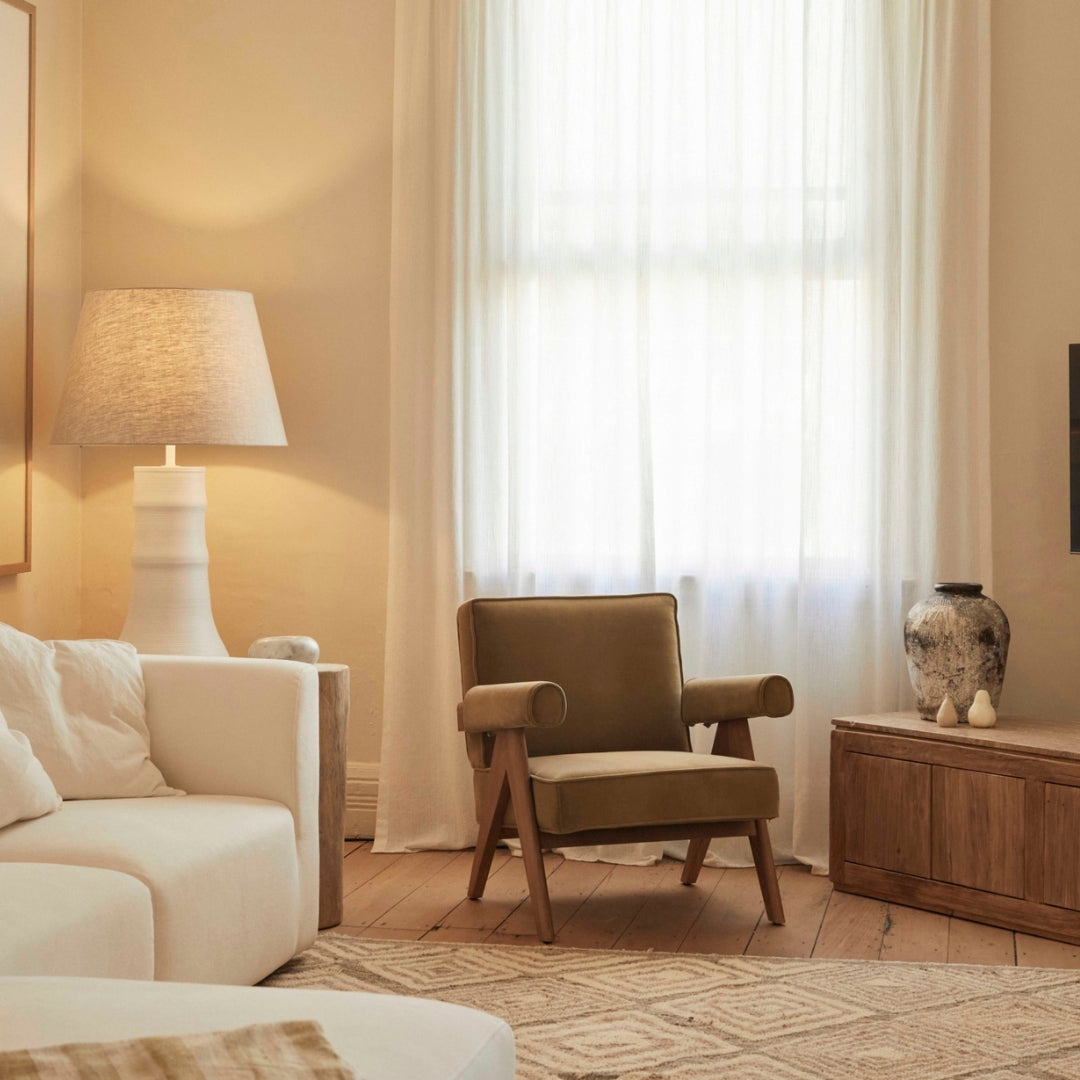Upholstered Jeanne Lounge Chair - EASY