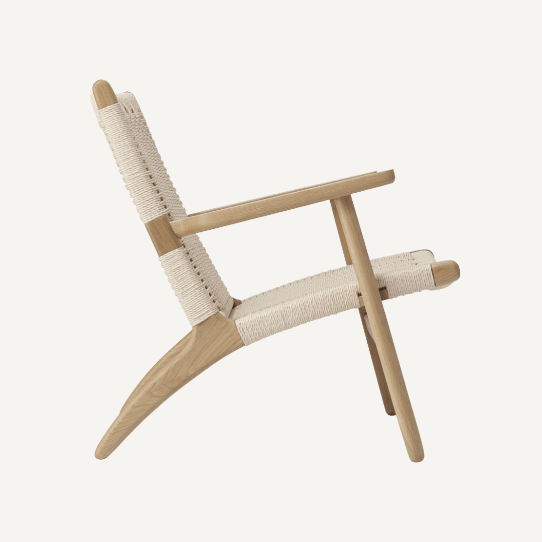 Hans Wegner CH25 lounge chair