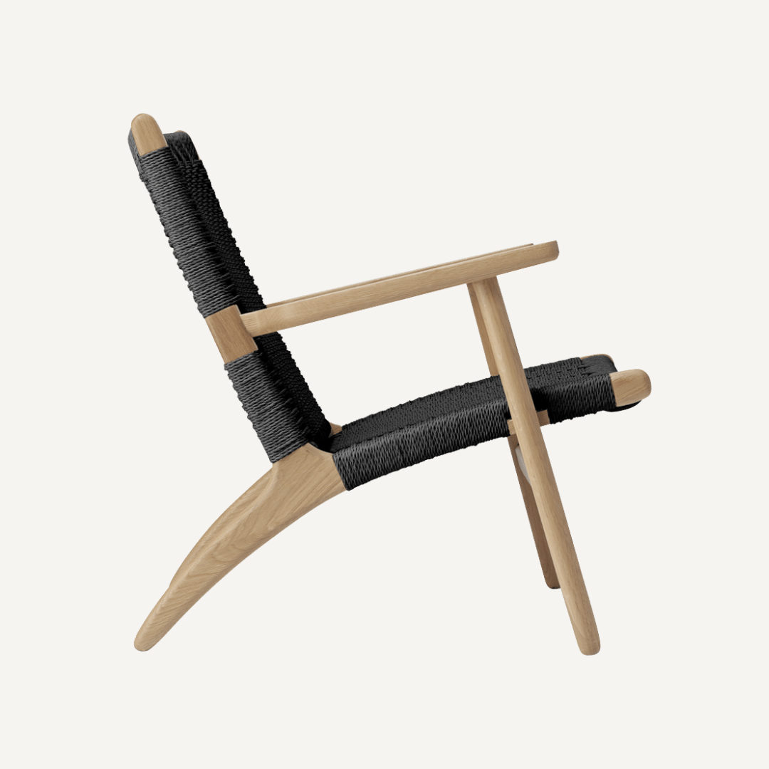 Hans Wegner CH25 lounge chair