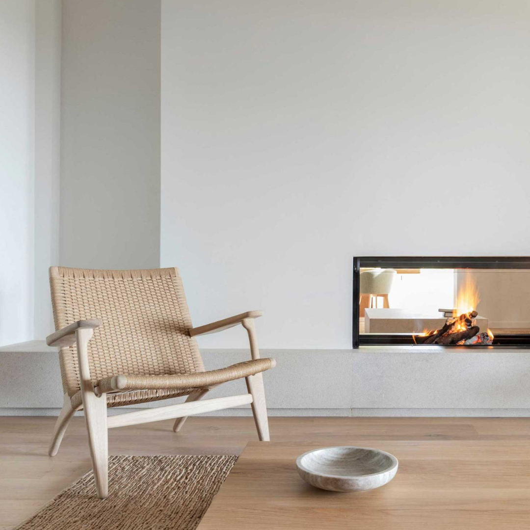 Hans Wegner CH25 lounge chair