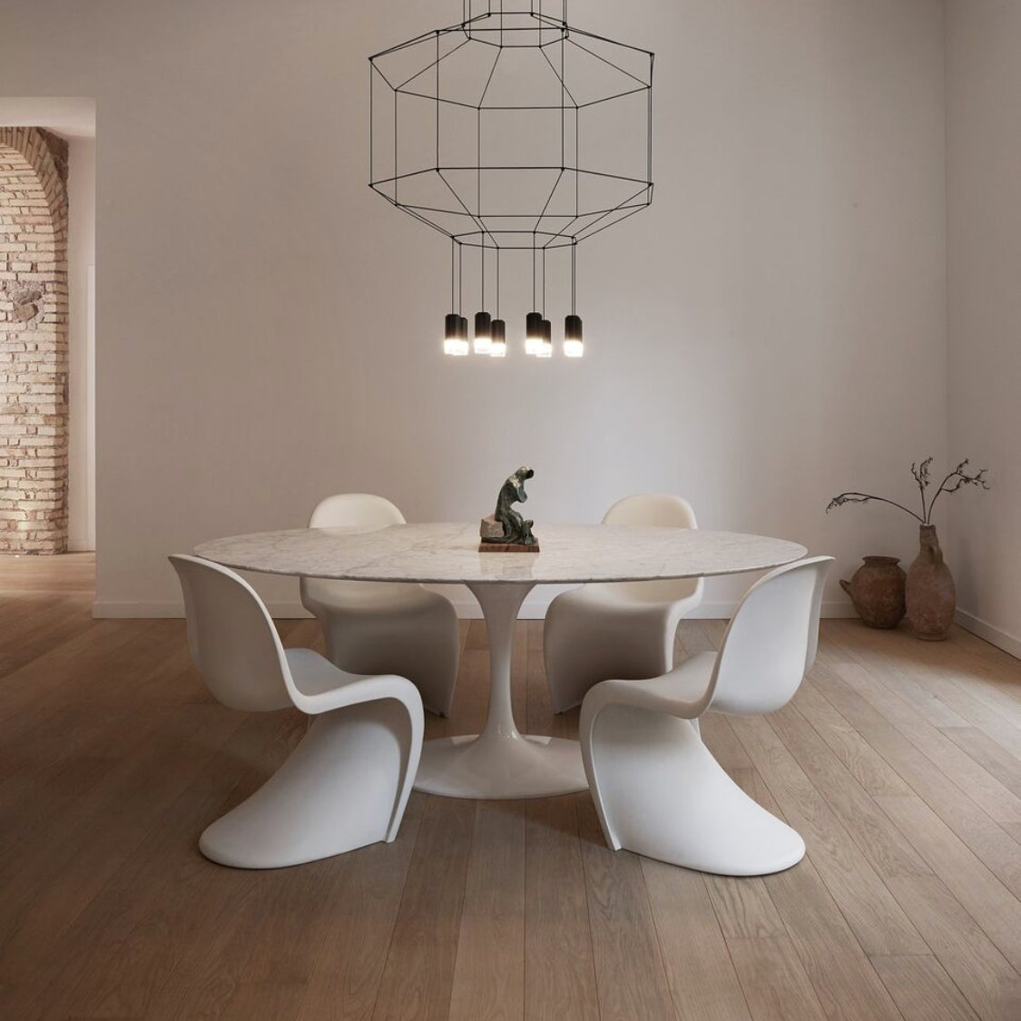 Oval Tulipe Table Leg
